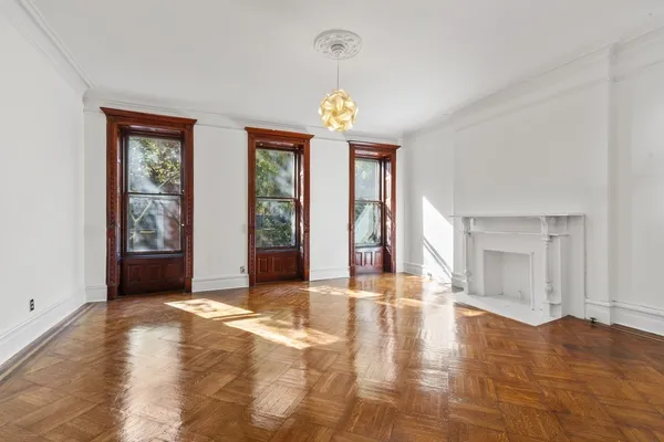 $23,500 | 143 West 78th Street | Upper West Side