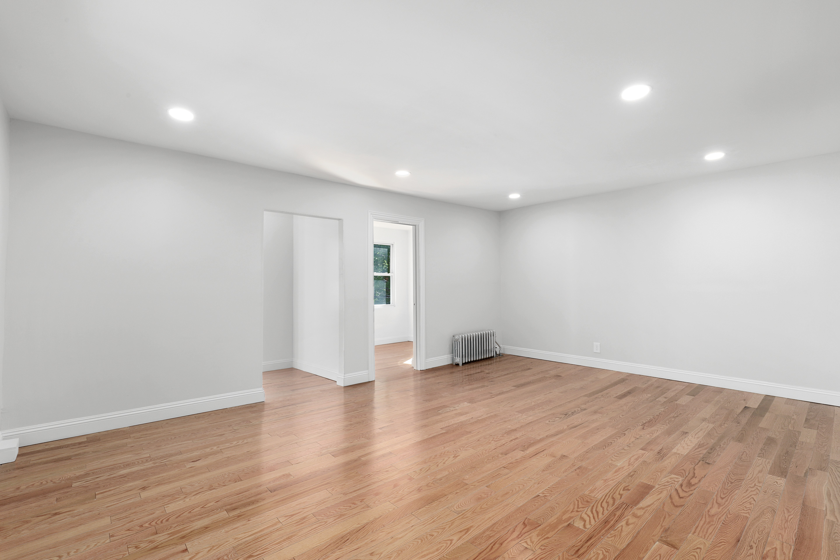 156 Summit Place Bronx, NY 10463 - Photo 5 of 38