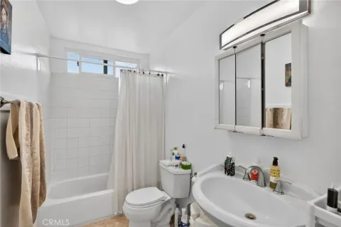 $1,450,000 | 16421 South Manhattan Place, Gardena, CA 90247