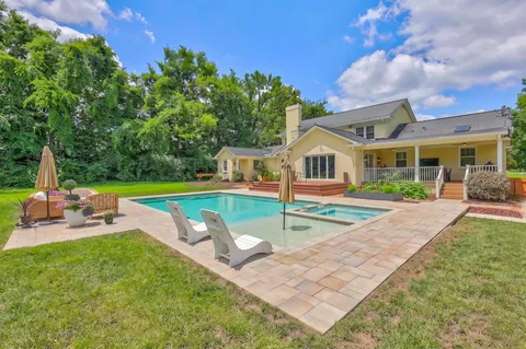 $3,200,000 | 510 Granny White Pike, Brentwood, TN 37027