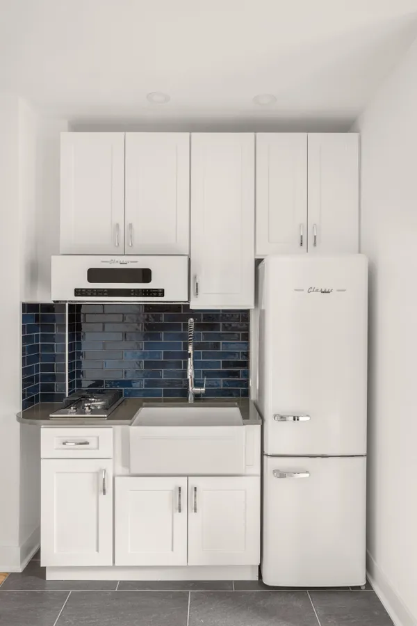 $3,300 | 151 East 20th Street, Unit 3A | Gramercy