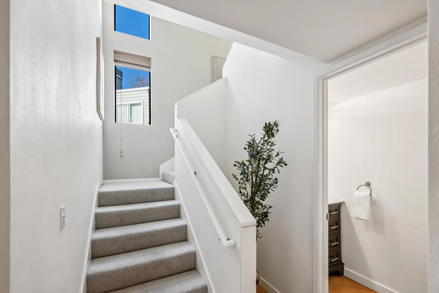 $1,499,000 | 5 Creekside Drive, San Rafael, CA 94903