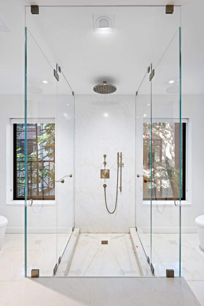 $10,750,000 | 127 East 62nd Street | Lenox Hill