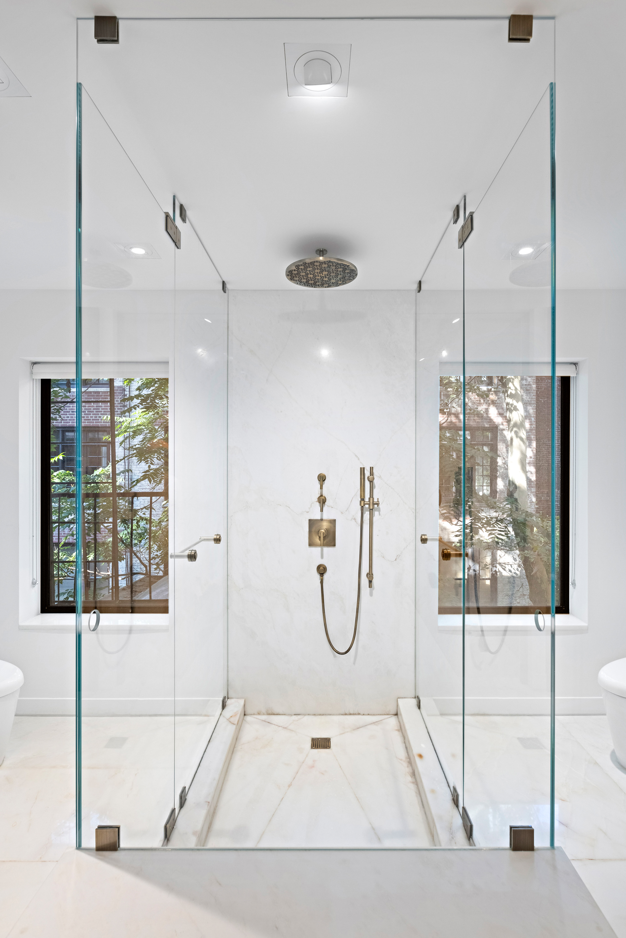 127 East 62nd Street Manhattan, NY 10065 - Photo 37 of 43