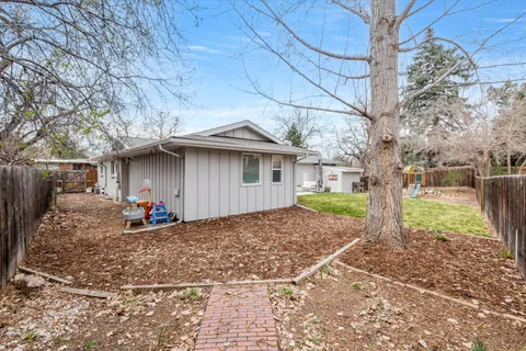 $890,000 | 1739 West Aberdeen Avenue, Littleton, CO 80120