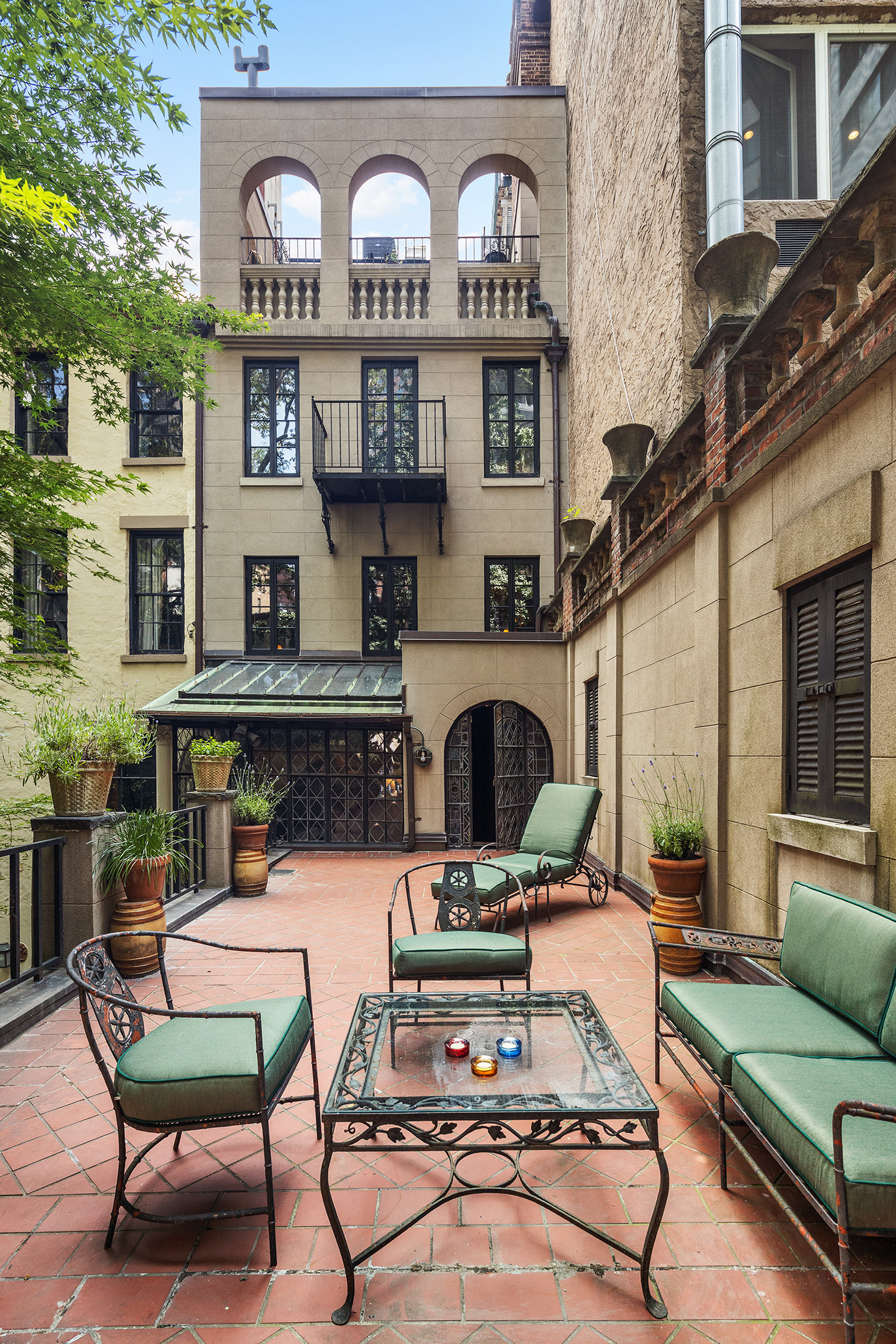 246 East 49th Street Manhattan, NY 10017 - Photo 29 of 39