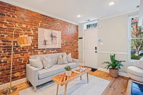 $825,000 | 1203 C Street Southeast, Washington, DC 20003