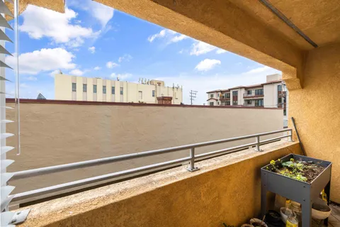 $4,900,000 | 577 Laurel Street, Unit ALL, San Carlos, CA 94070