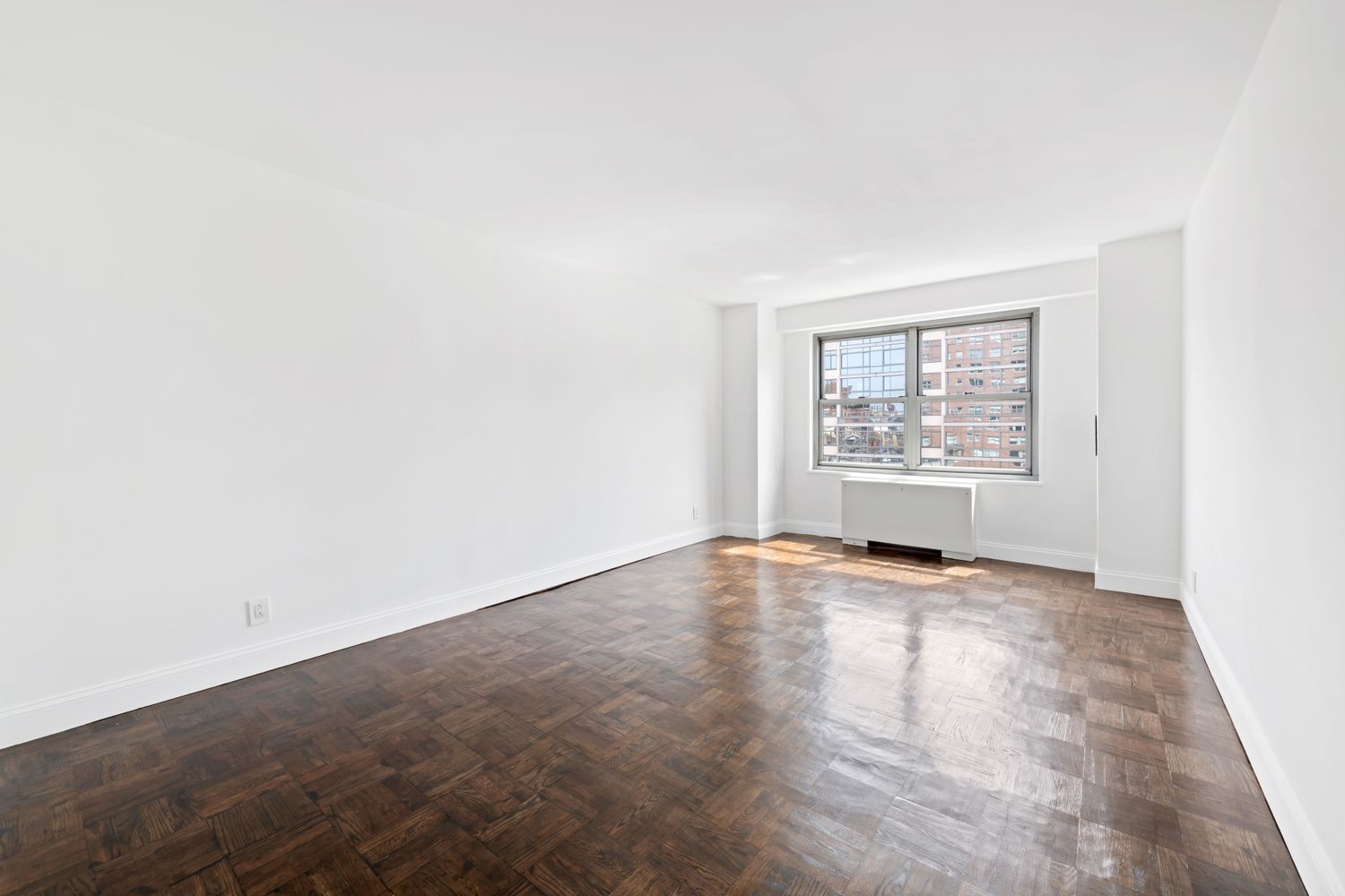 $2,443,800 | 360 East 72nd Street, Unit C2001 | Lenox Hill
