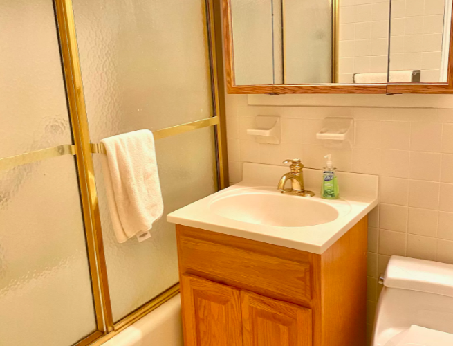 135 East 54th Street, Unit 12A Manhattan, NY 10022 - Photo 6 of 10