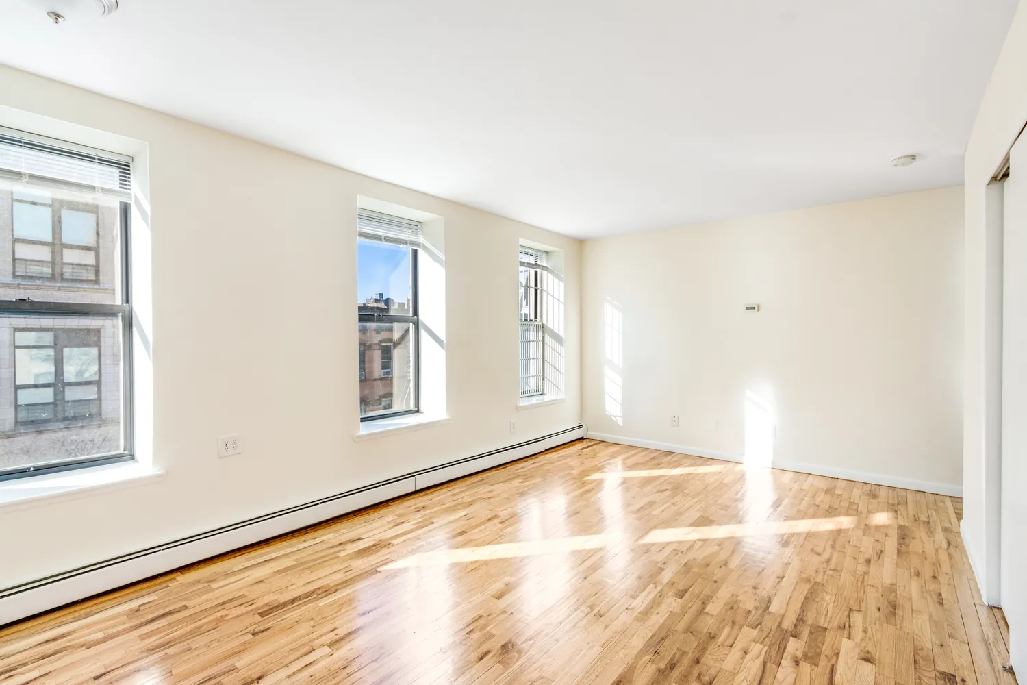 $3,000 | 319 East 105th Street, Unit 5F | East Harlem