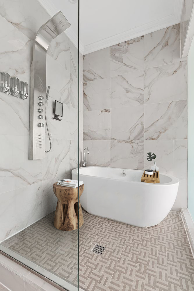 456 Decatur Street, Unit 1 Brooklyn, NY 11233 - Photo 5 of 6 a bathroom with a sink a toilet and bathtub