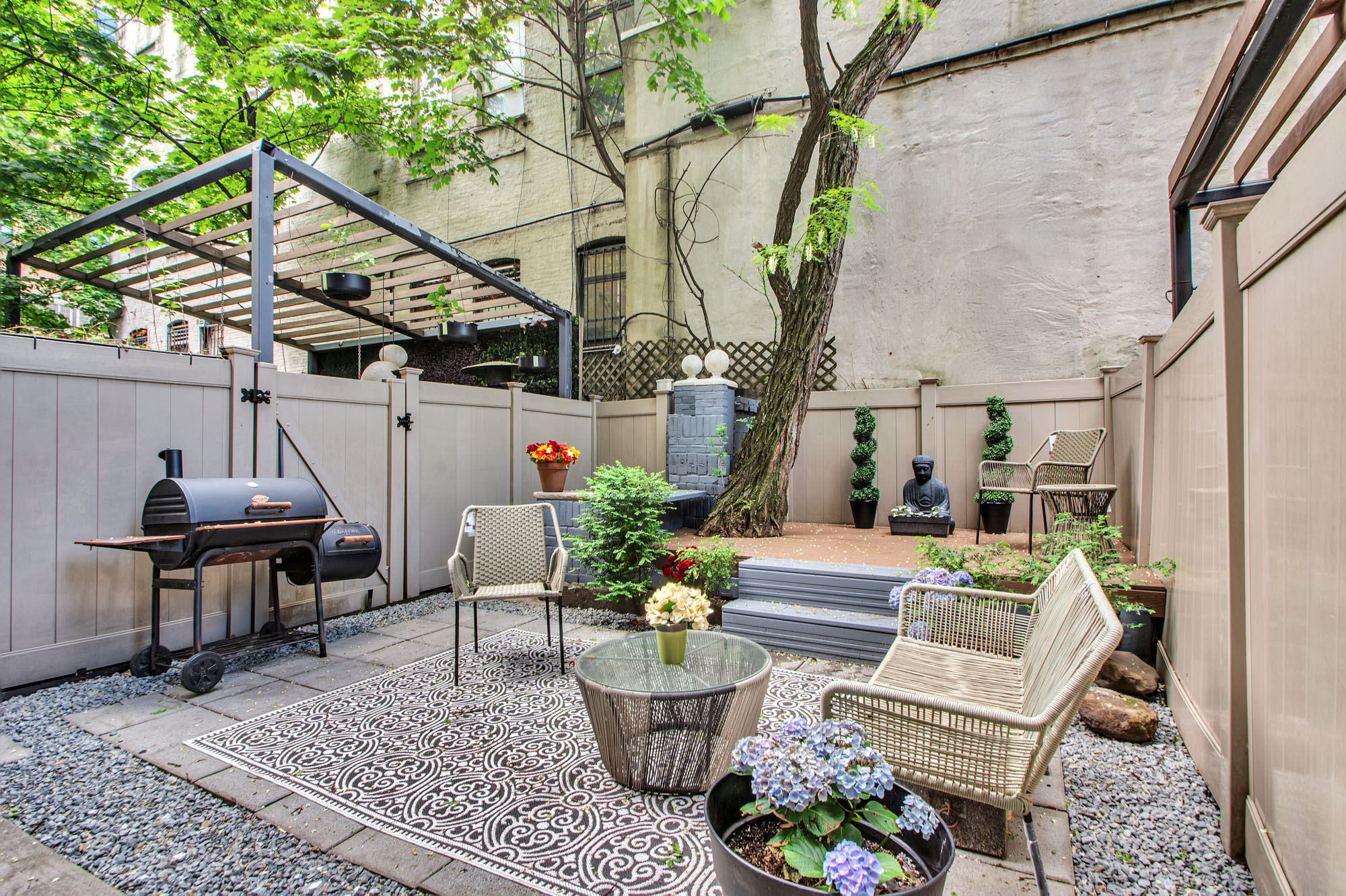 a view of outdoor space yard and patio