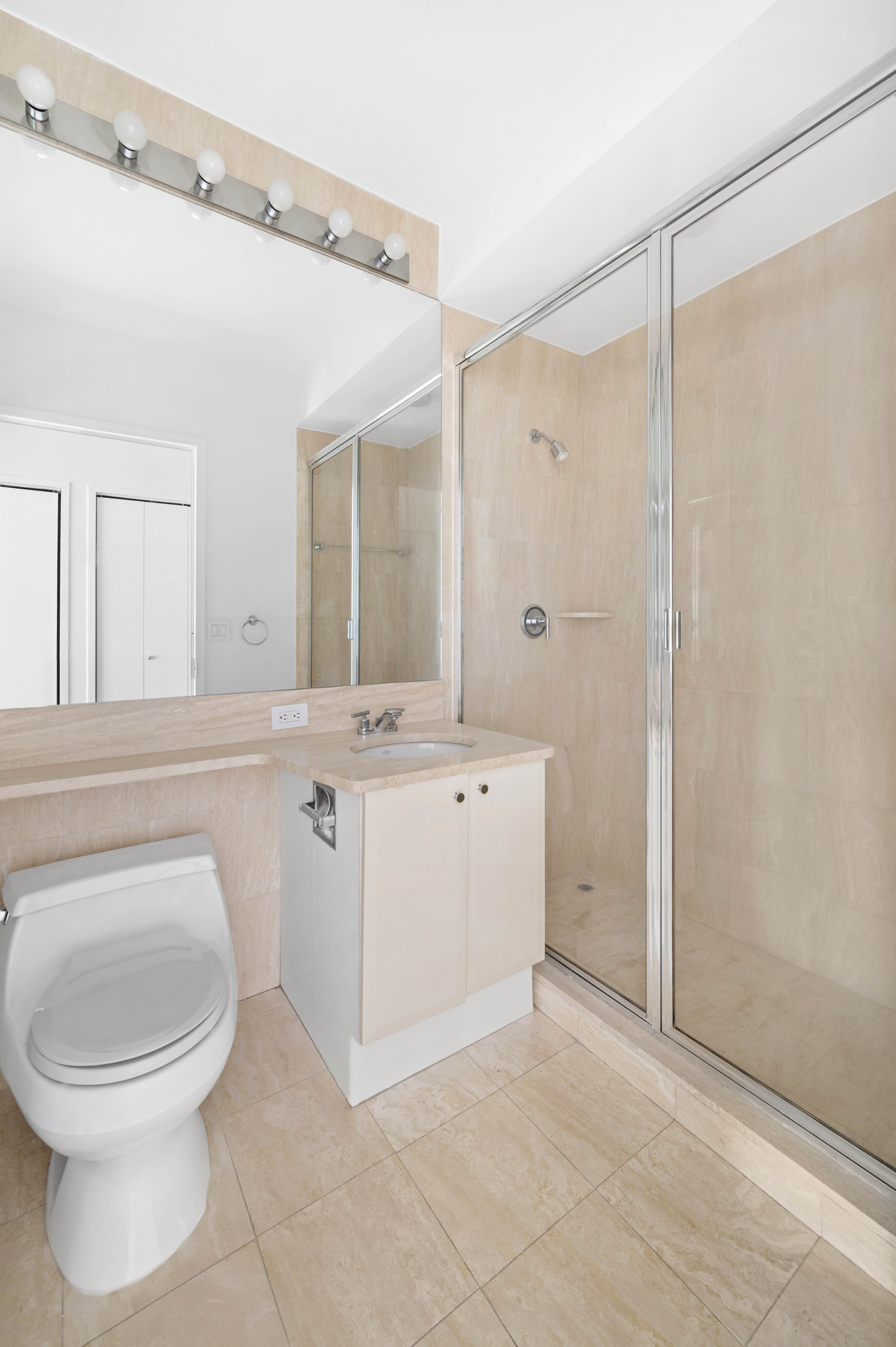 200 Riverside Boulevard, Unit 7L Manhattan, NY 10069 - Photo 7 of 8