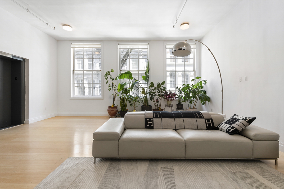 49 Walker Street, Unit 3 Manhattan, NY 10013 - Photo 1 of 12