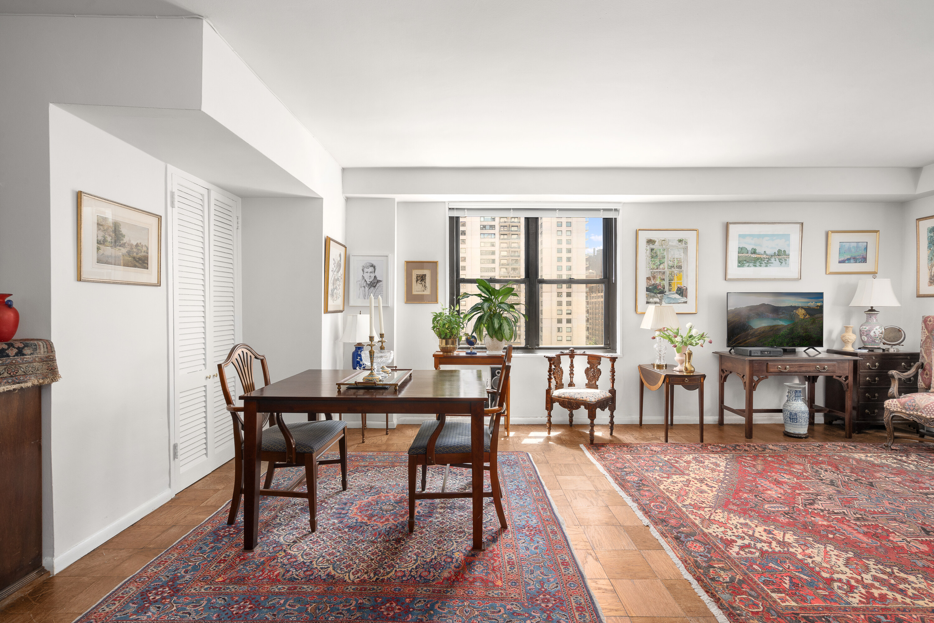225 East 57th Street, Unit 12M Manhattan, NY 10022 - Photo 2 of 7