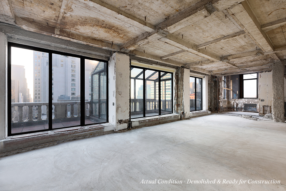465 Park Avenue, Unit 25EW Manhattan, NY 10022 - Photo 2 of 14 a view of an empty room with a balcony