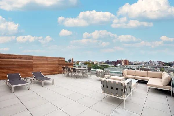 $4,975 | 30-77 Vernon Boulevard, Unit 619S | Astoria