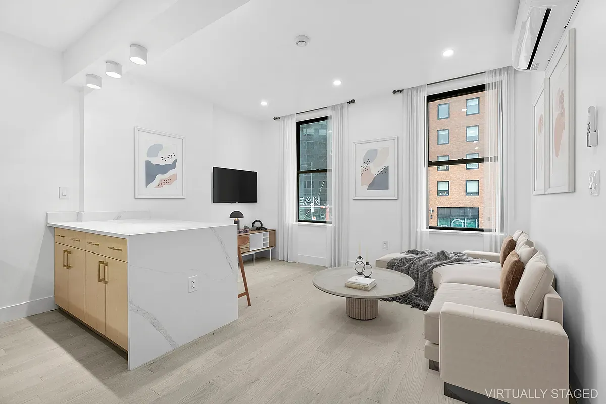 $3,500 | 204 Flatbush Avenue, Unit 2F | Park Slope