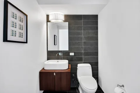 $1,600,000 | 2280 Frederick Douglass Boulevard, Unit 10B | Harlem