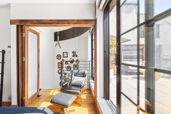 $1,949,000 | 37 Bridge Street, Unit 4G | DUMBO