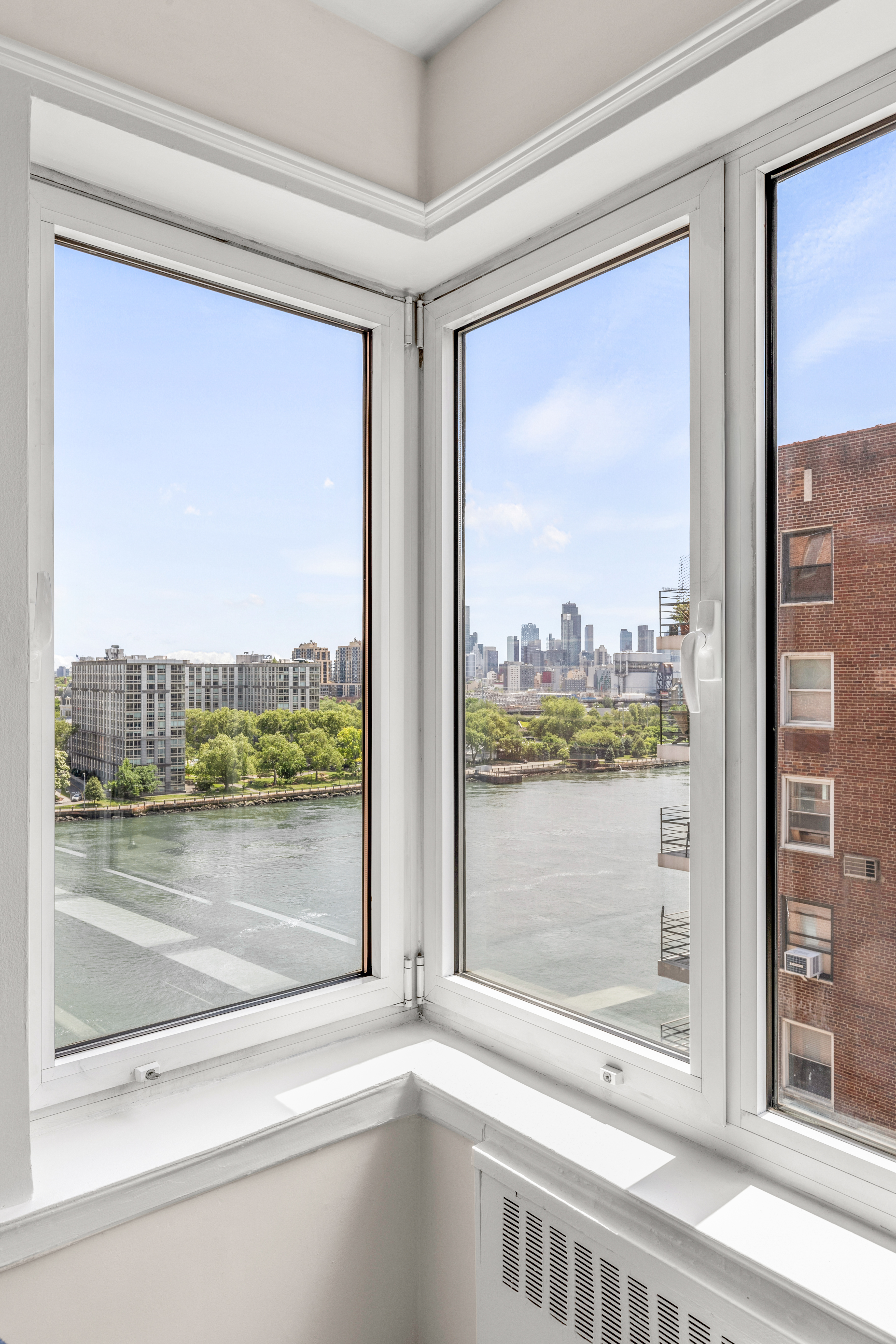 45 East End Avenue, Unit 11F Manhattan, NY 10028 - Photo 10 of 16
