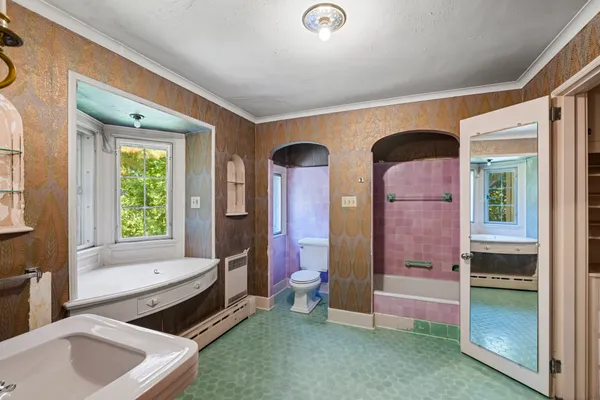 $1,150,000 | 113 Maple Avenue, Oil City, PA 16301