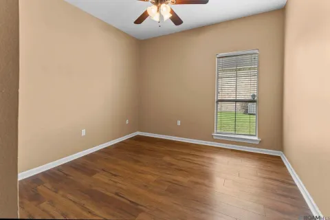 $285,000 | 8929 Worthington Estates Avenue, Baton Rouge, LA 70810