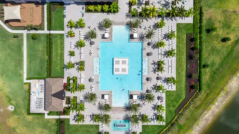 $679,999 | 21085 Verawood Loop, Estero, FL 33928