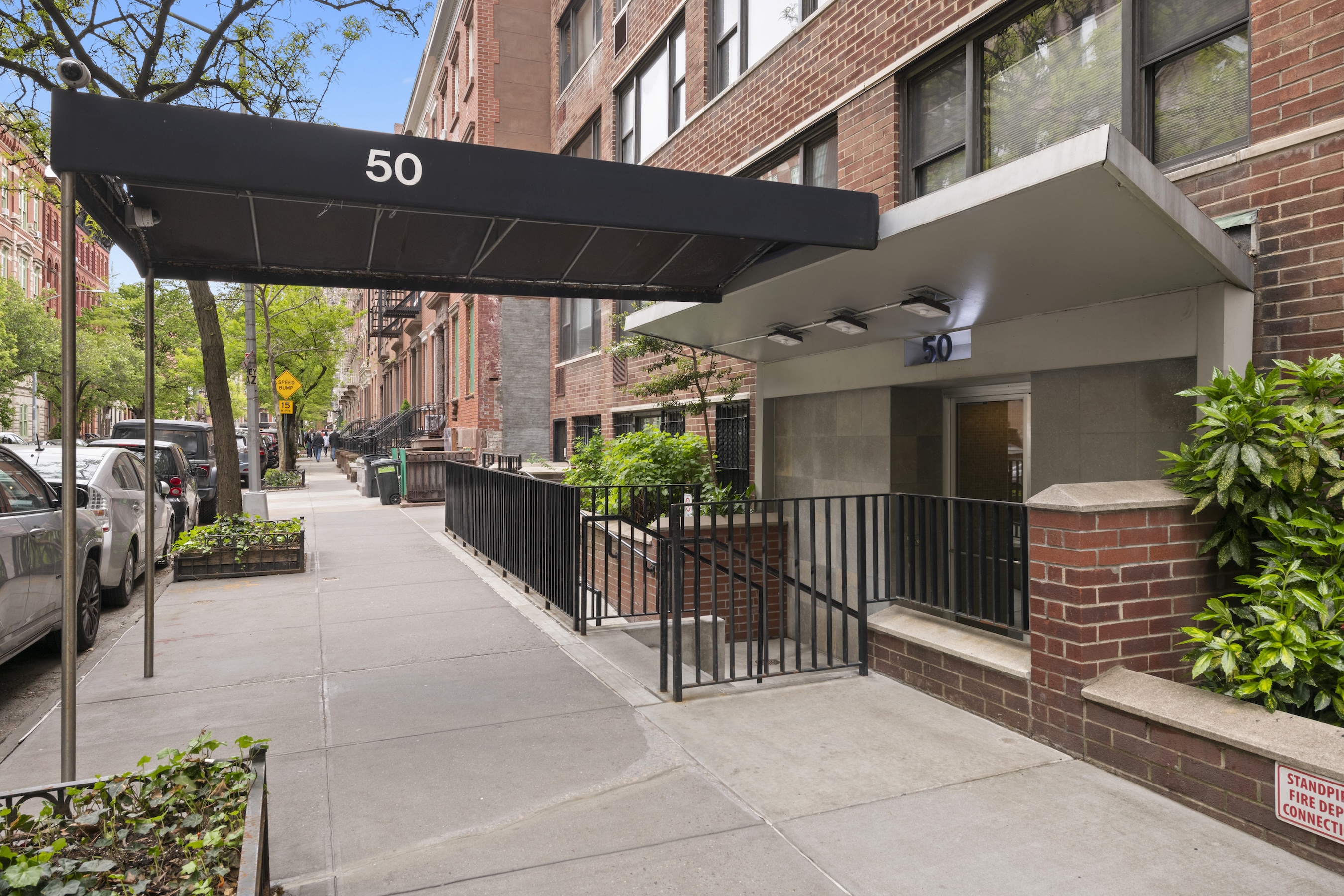 50 King Street, Unit 9A Manhattan, NY 10014 - Photo 8 of 9