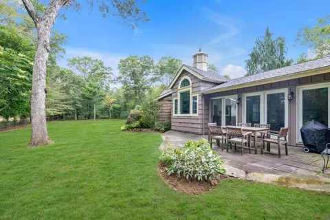 $2,495,000 | 11 Quaker Ridge Drive, Brookville, NY 11545