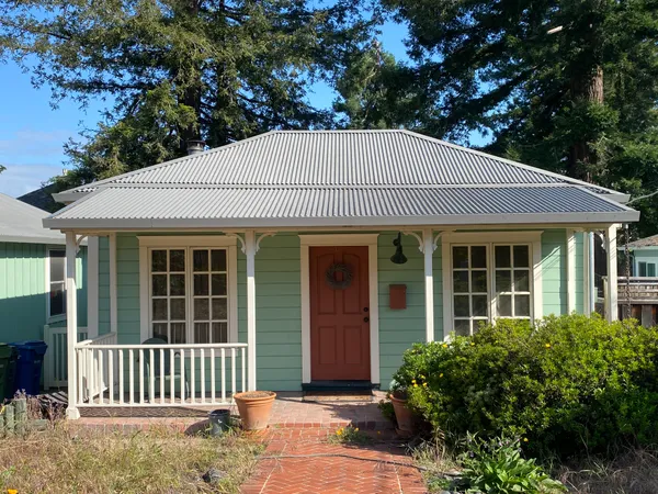 $765,000 | 412 West Street, Petaluma, CA 94952