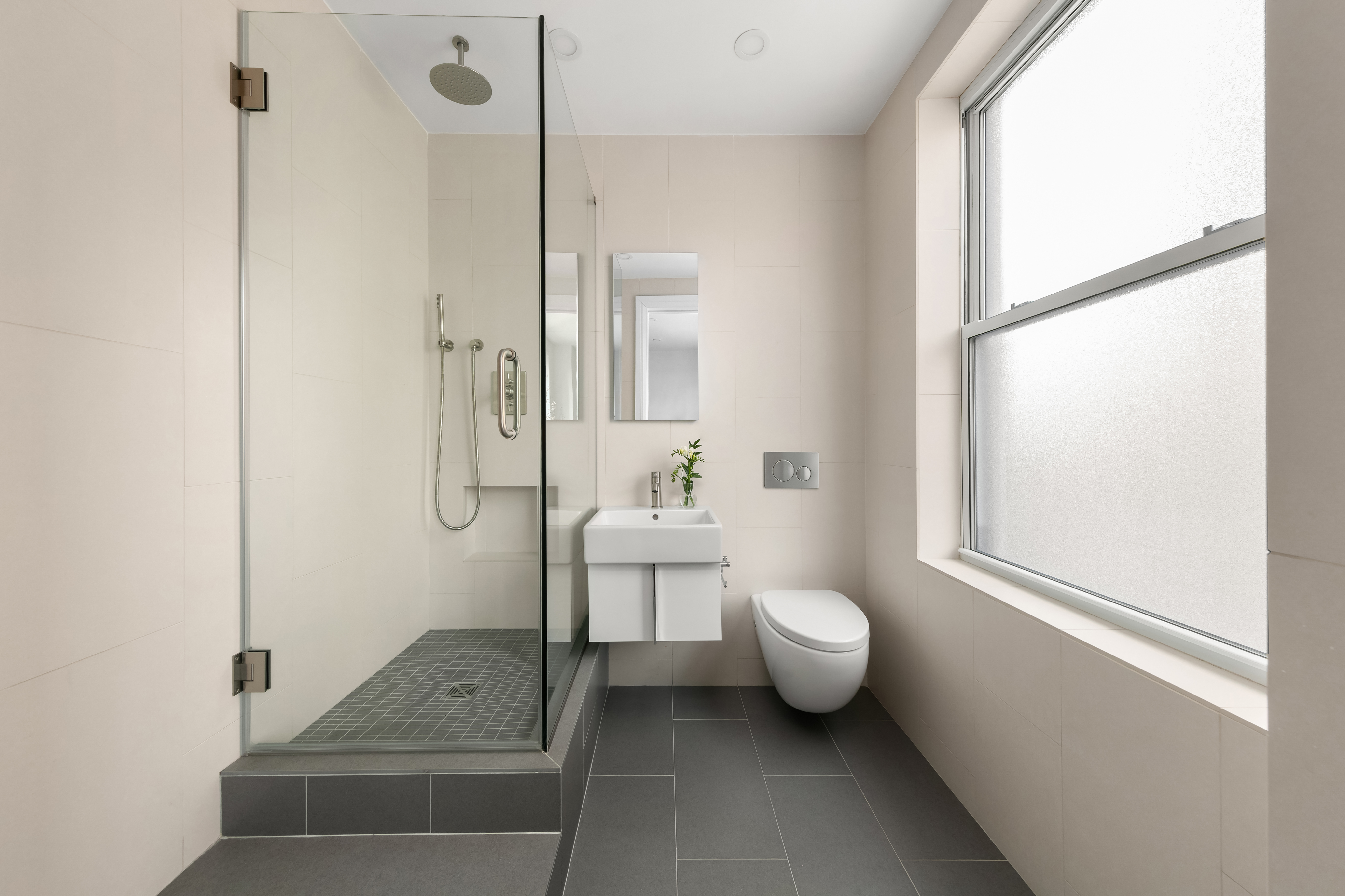 150 East 93rd Street, Unit 6AC Manhattan, NY 10128 - Photo 10 of 17