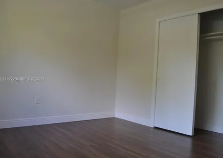 $350,000 | 5605 Southwest 80th Street, Unit 10D, Miami, FL 33143
