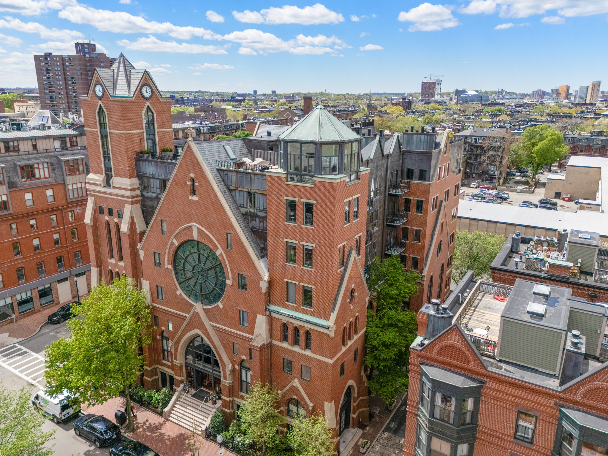 2 Clarendon Street, Unit 302 Boston, MA 02116 - Photo 1 of 22