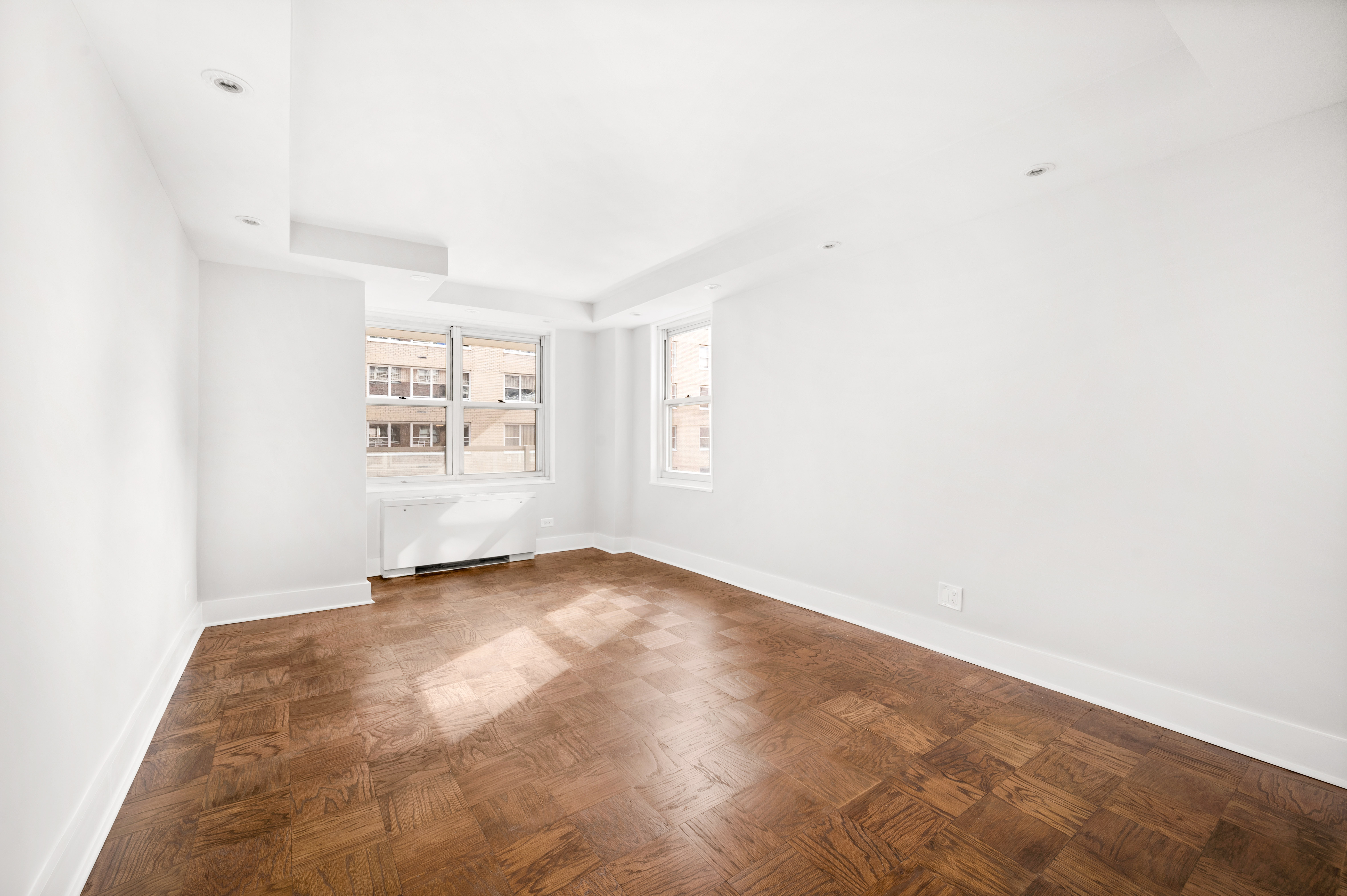 363 East 76th Street, Unit 8A Manhattan, NY 10021 - Photo 9 of 11