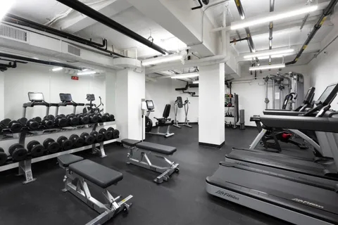 $2,995,000 | 176 West 87th Street, Unit 4A | Upper West Side