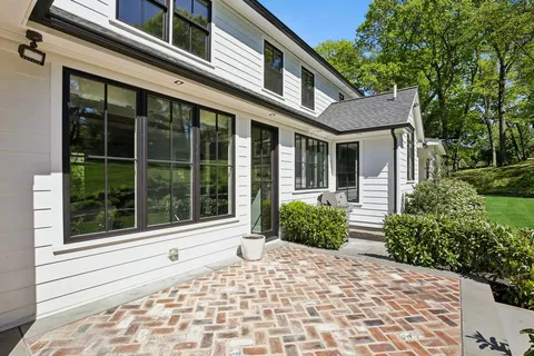 $2,300,000 | 210 Mendham Road, Bernardsville, NJ 07924