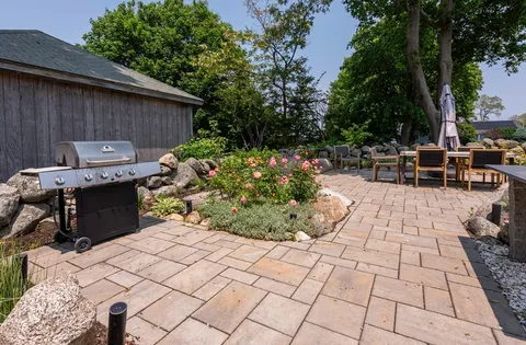 Contact Agent | 19 Old Garden Road, Rockport, MA 01966