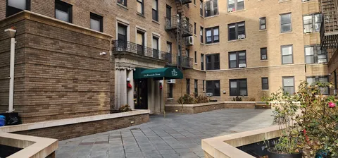 $575,000 | 779 Riverside Drive, Unit B35 | Washington Heights