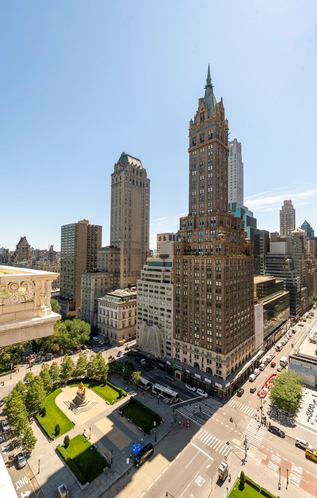 1 Central Park South, Unit 909915 Manhattan, NY 10019 - Photo 17 of 40 a view of city with tall buildings