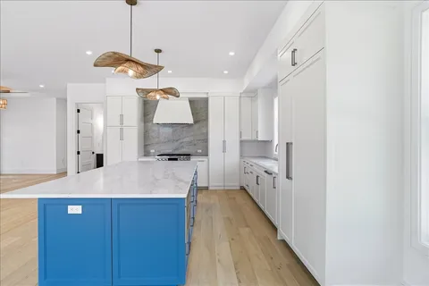 $2,999,000 | 2200 11th Street North, Naples, FL 34103