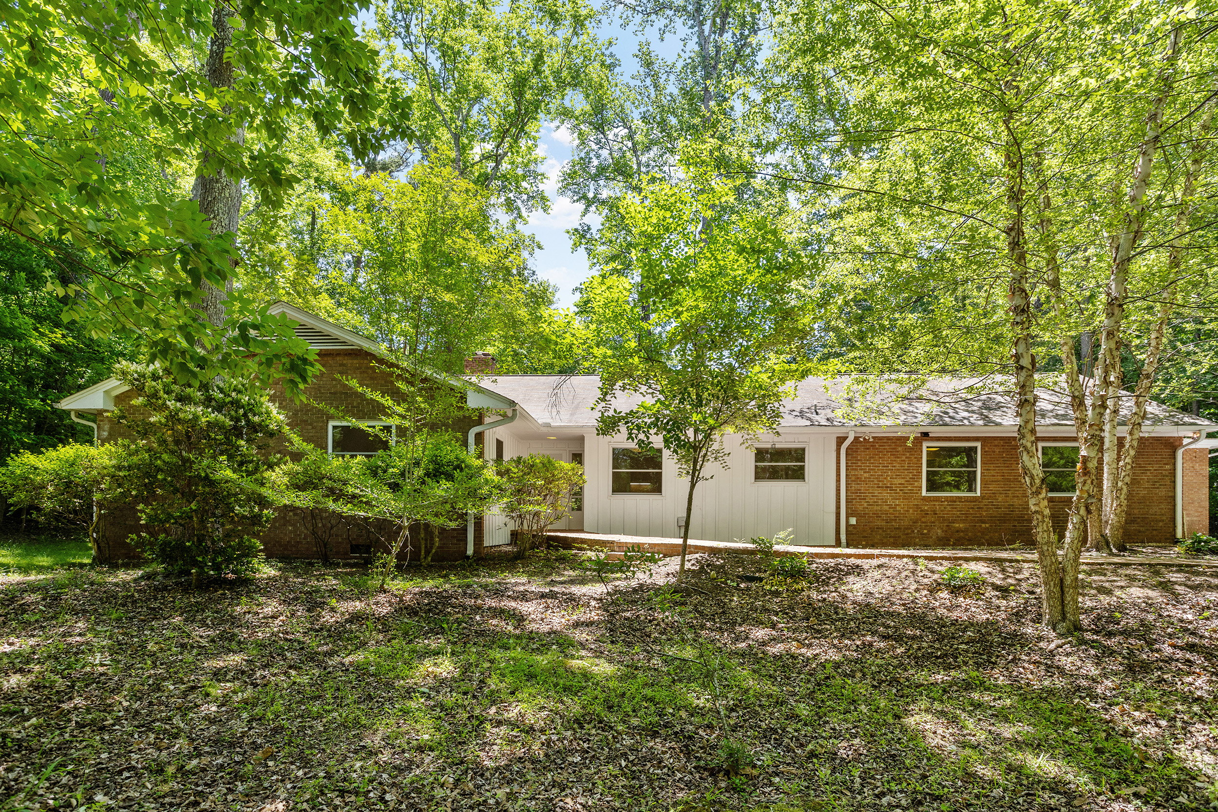 904 Kings Mill Road Chapel Hill, NC 27517 - Photo 2 of 32