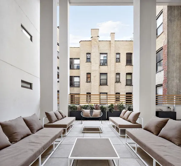 $2,495,000 | 856 Washington Avenue, Unit 9A | Prospect Heights