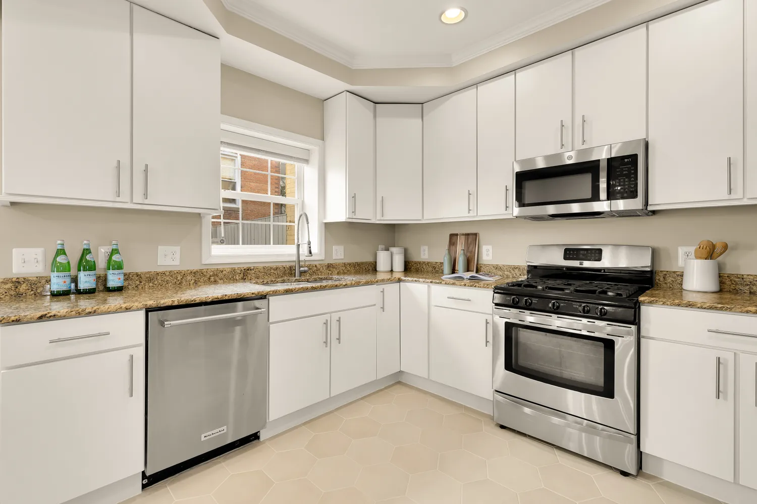 $825,000 | 1923 1st Street Northeast, Washington, DC 20002