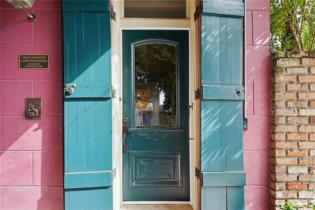 621 Mandeville Street New Orleans, LA 70117 - Photo 3 of 27