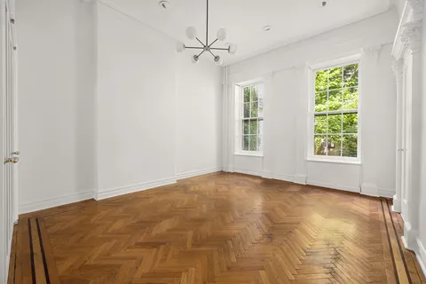 $11,500,000 | 57 West 9th Street | Greenwich Village