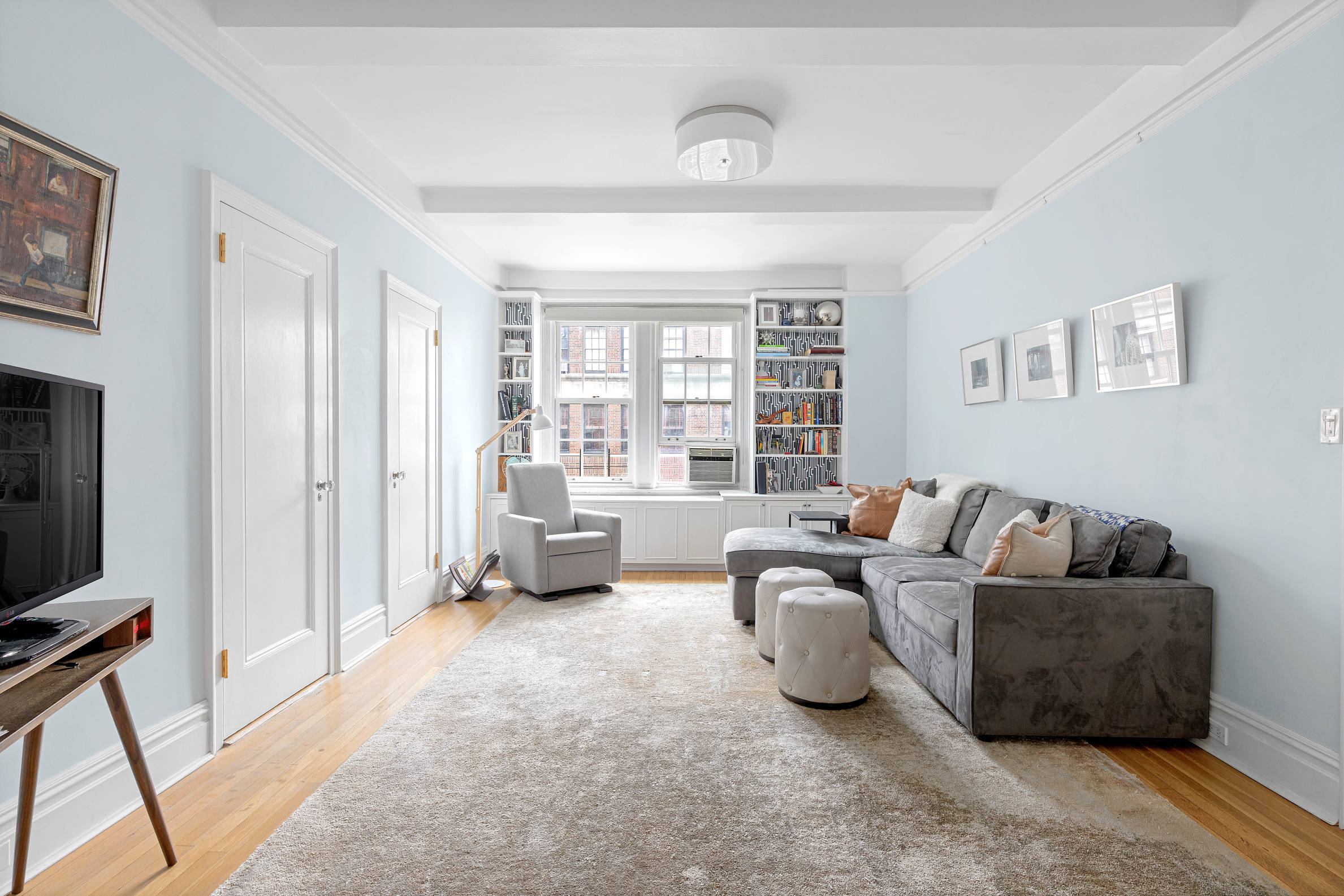 111 East 75th Street, Unit 8A Manhattan, NY 10021 - Photo 5 of 13