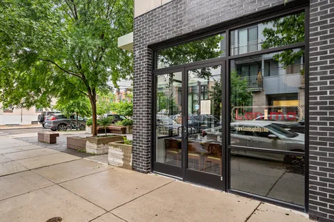 $649,999 | 1010 South 17th Street, Unit B, Philadelphia, PA 19146