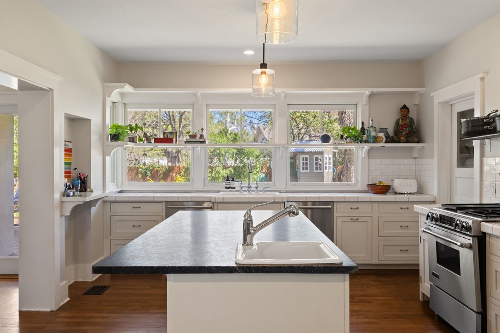 3107 Beverly Road Austin, TX 78703 - Photo 12 of 40